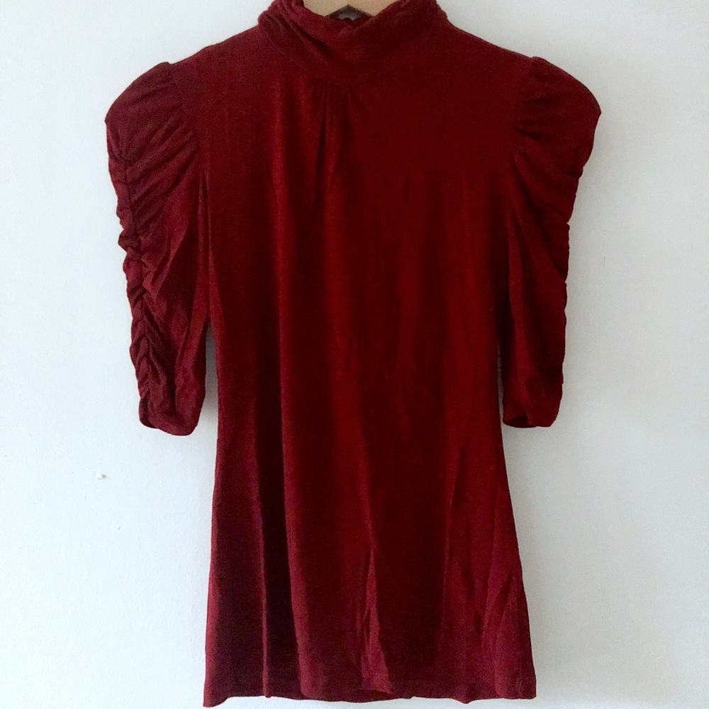 Burgundy Keyhole Top